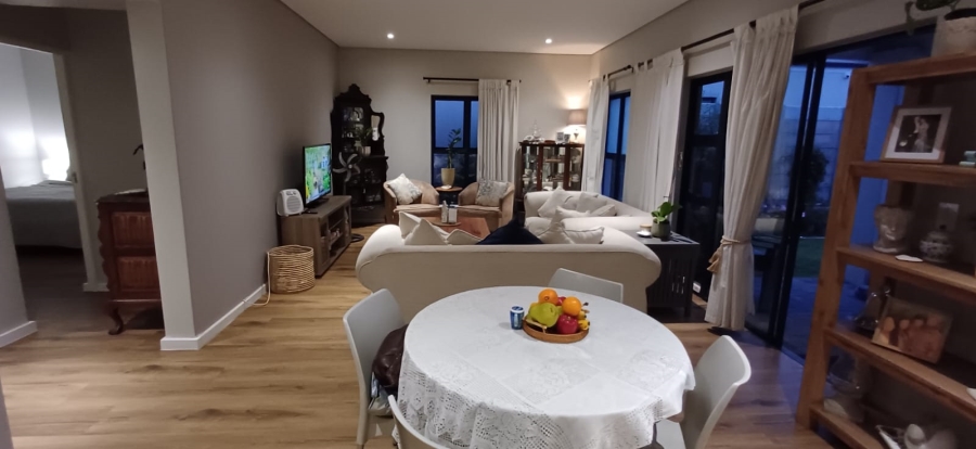 To Let 3 Bedroom Property for Rent in Jakarandas Western Cape